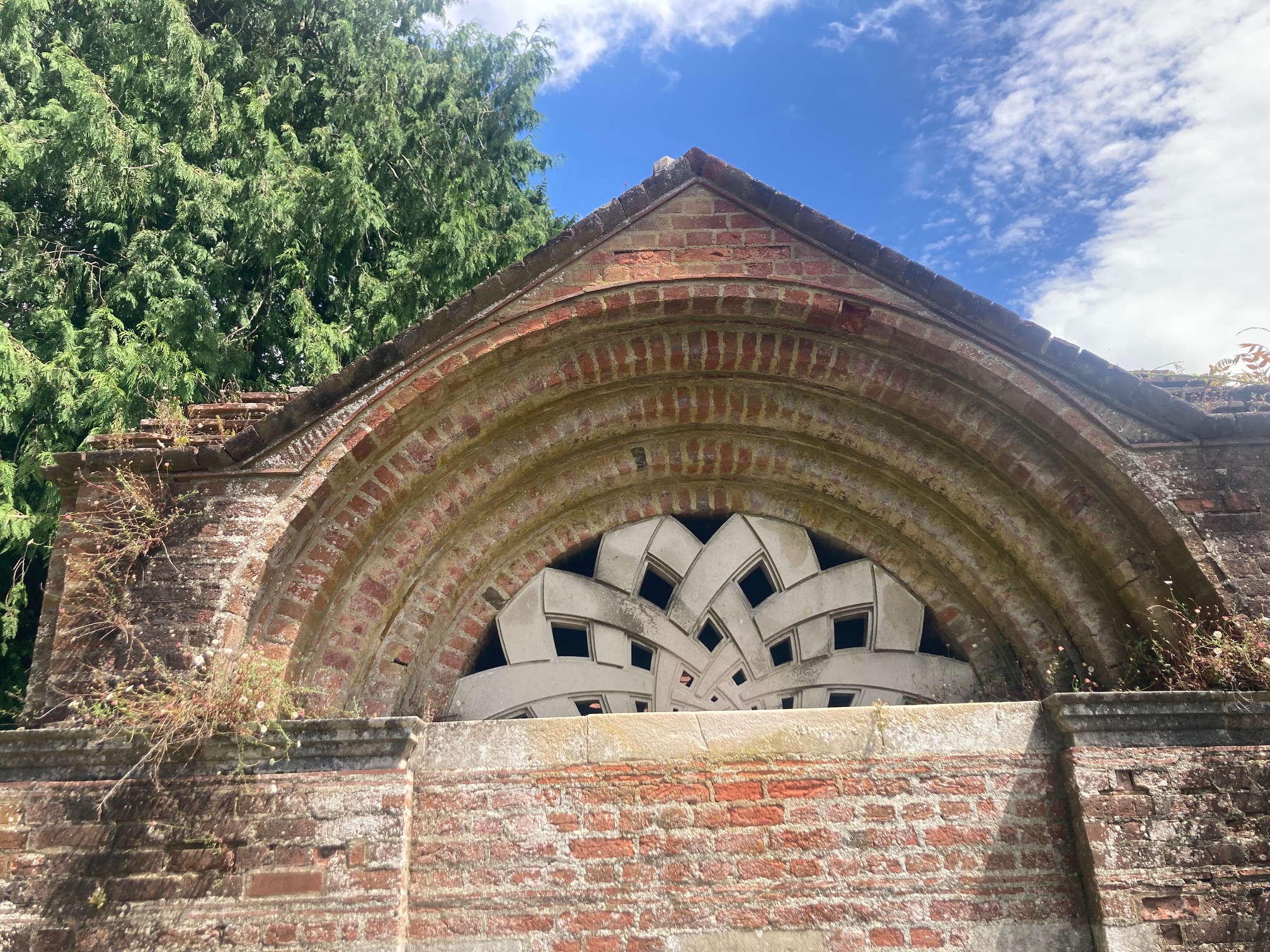 Hannen Mausoleum detail