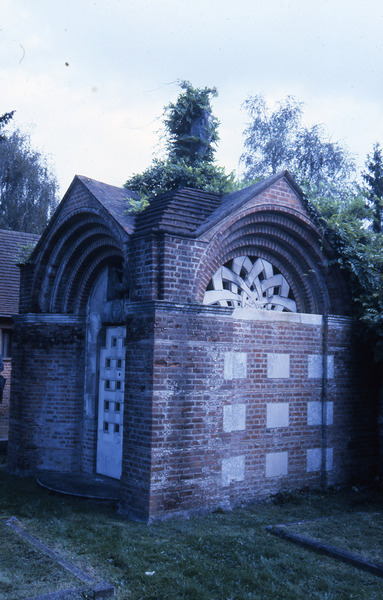 Hannen Mausoleum